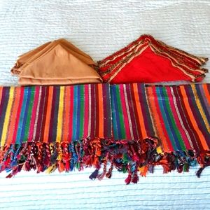 8 Cloth napkins & 4 placemats. Multi color